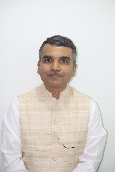 Dr. Amit  Agarwal 